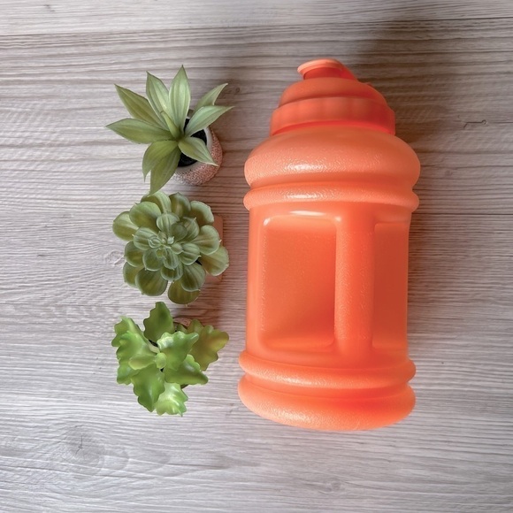 HYDROJUG peach 73 oz pro jug - Picture 2 of 6